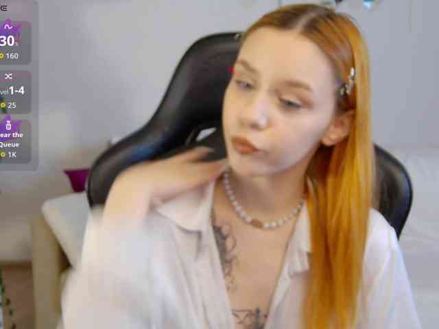 Rachel-lips webcam
