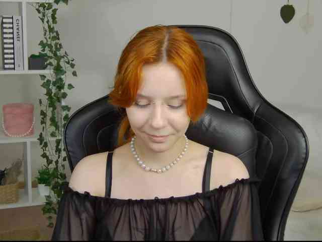 Rachel-lips