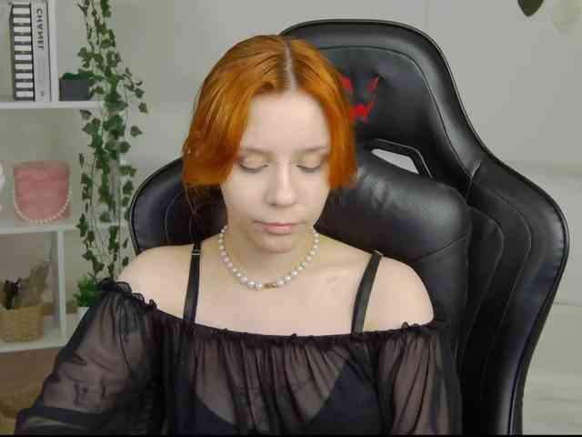 Rachel-lips