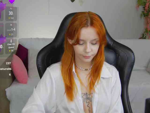 Модель: Rachel-lips