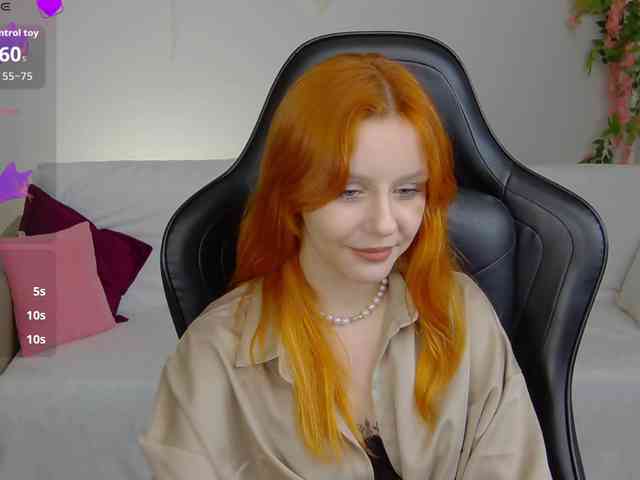 Rachel-lips webcam