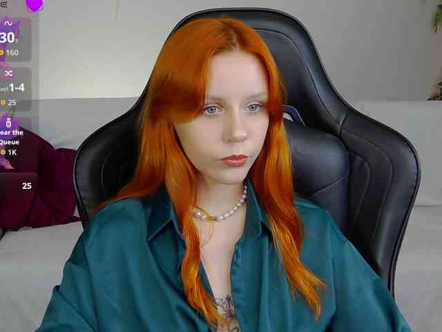 Rachel-lips webcam