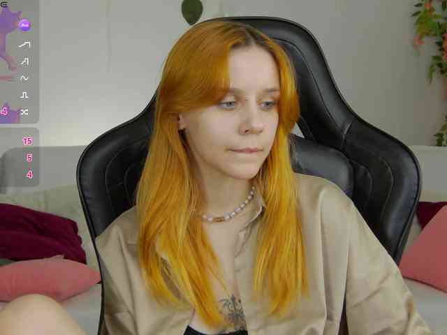 Rachel-lips webcam