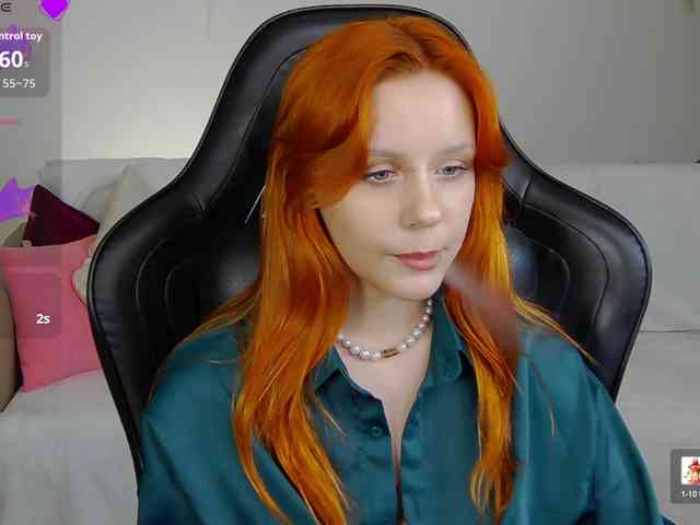Rachel-lips webcam