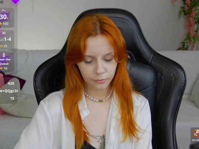 Rachel-lips webcam