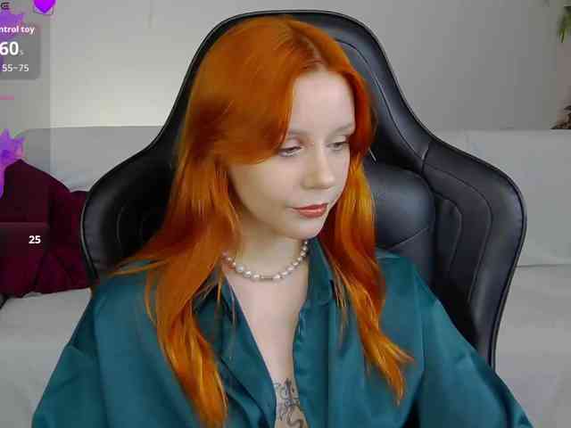 Rachel-lips webcam