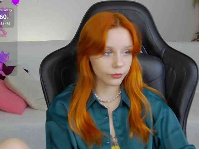 Rachel-lips webcam