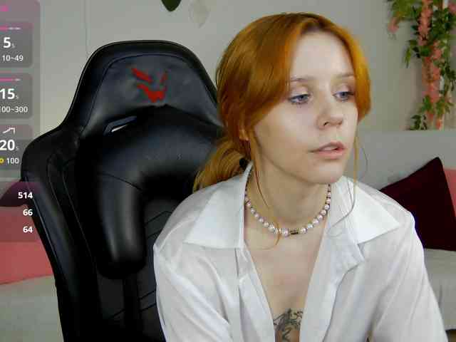 Rachel-lips webcam