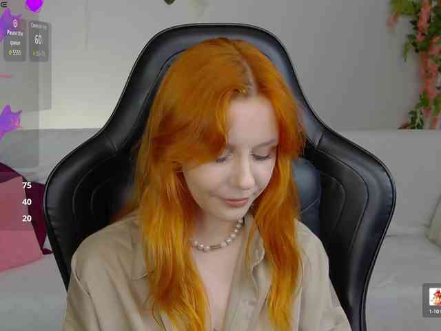 Rachel-lips webcam