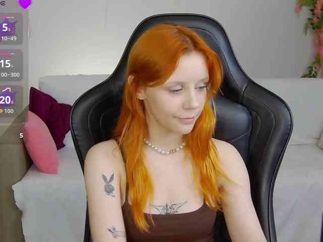 Rachel-lips webcam
