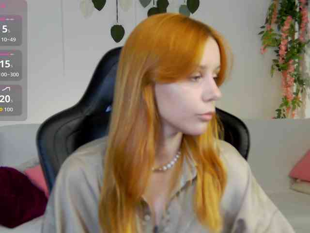 Rachel-lips webcam