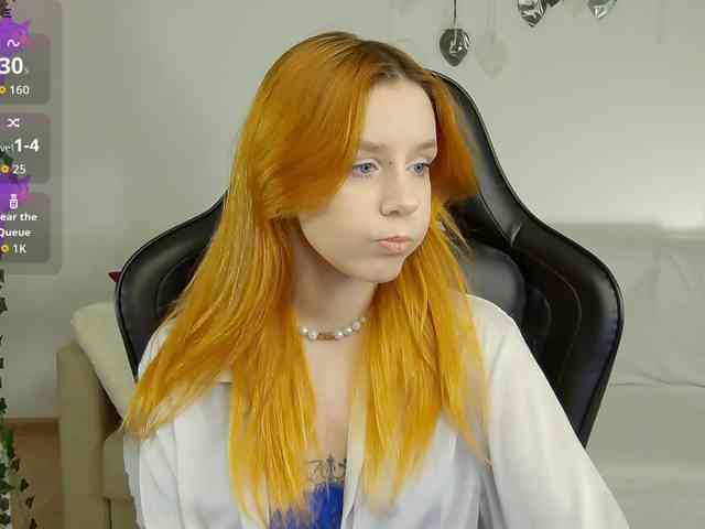 Rachel-lips webcam