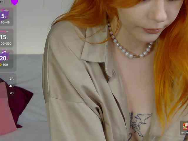 Rachel-lips webcam
