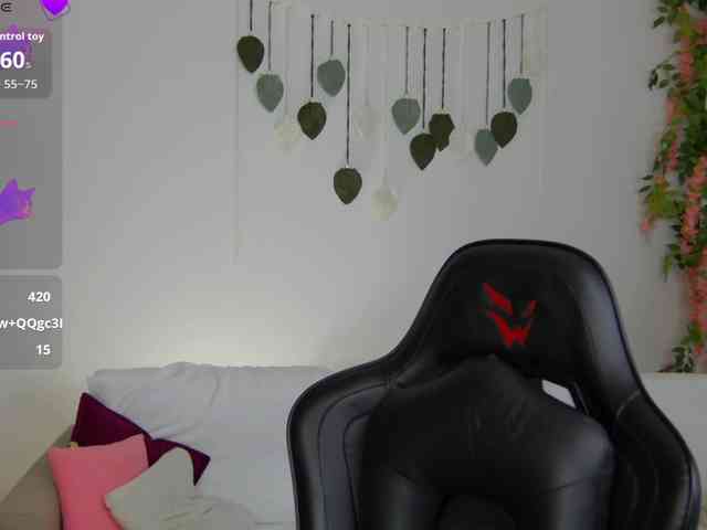 Rachel-lips webcam