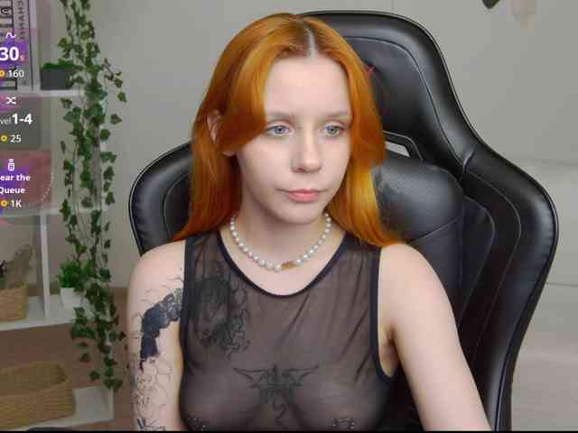 Rachel-lips webcam