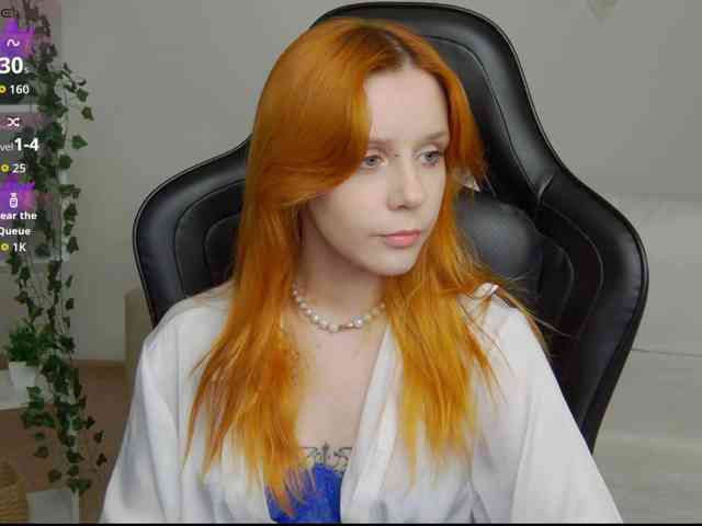 Rachel-lips webcam