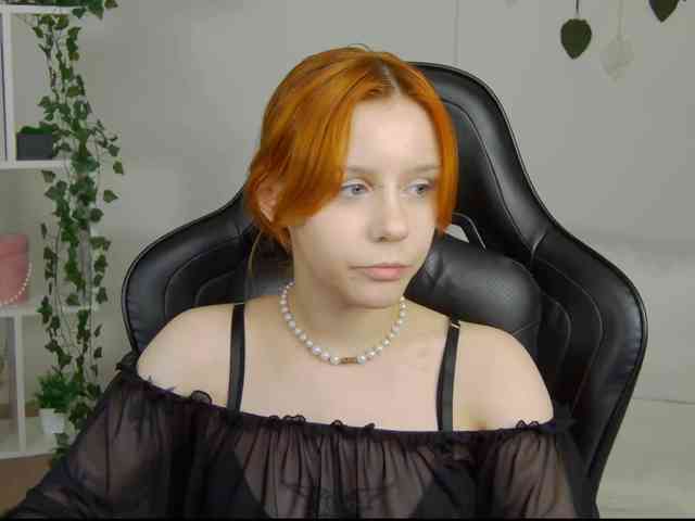Rachel-lips
