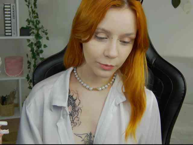 Rachel-lips
