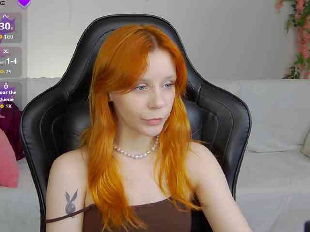 Rachel-lips webcam