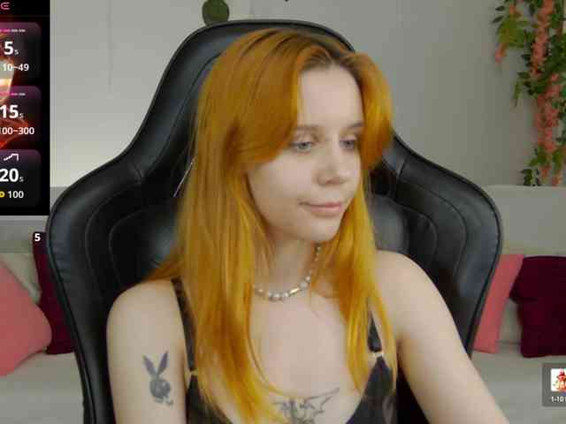 Rachel-lips webcam