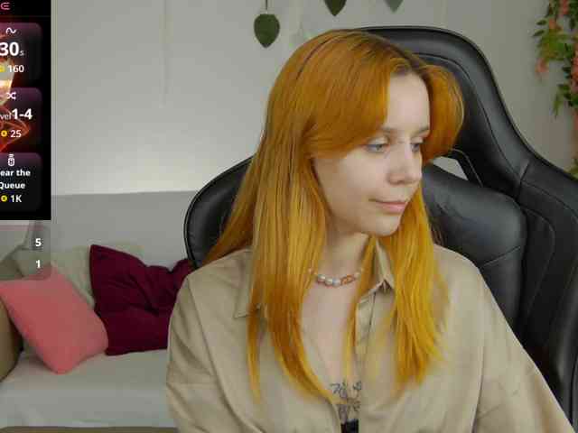 Rachel-lips webcam