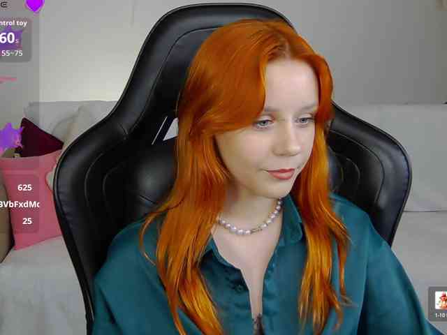 Rachel-lips webcam