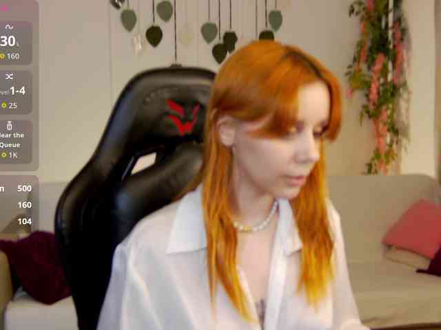Rachel-lips webcam