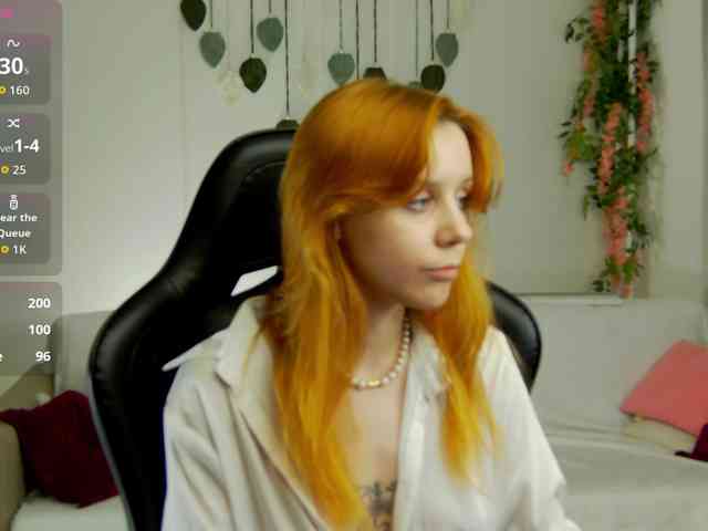 Rachel-lips webcam