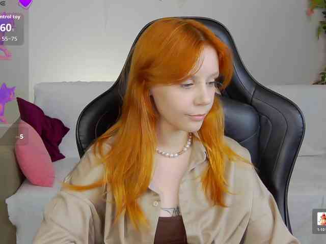 Rachel-lips webcam