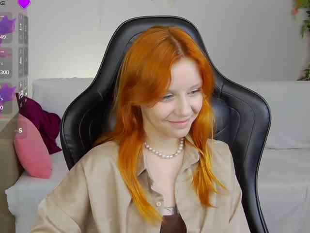 Rachel-lips webcam