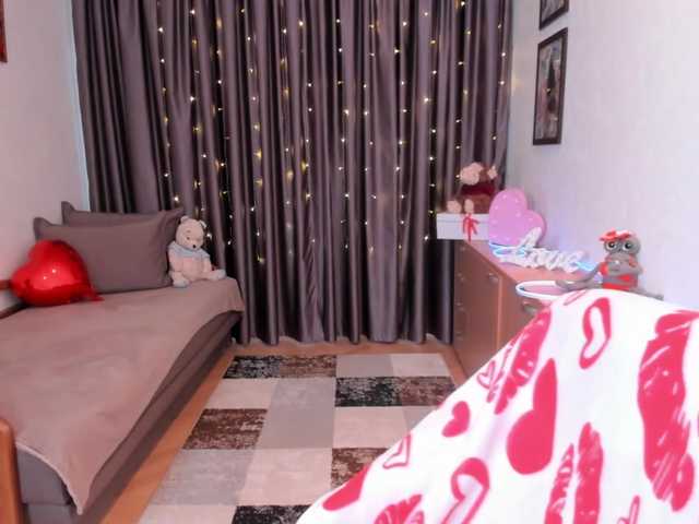 WhisperOfSiren live cam on BongaCams