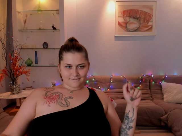 WhisperOfSiren live cam on BongaCams