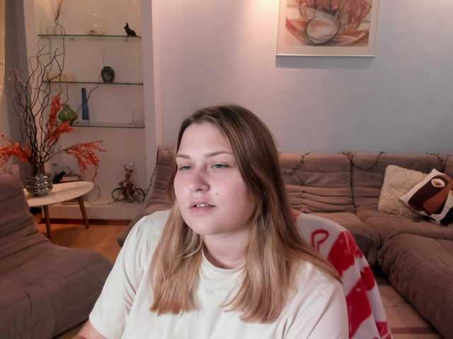 Whisper_Of_Sirena live cam preview