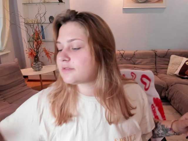 WhisperOfSiren live cam