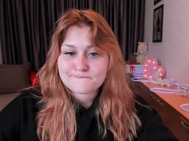 WhisperOfSiren's BongaCams show and profile