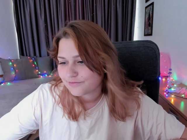 WhisperOfSiren live cam on BongaCams