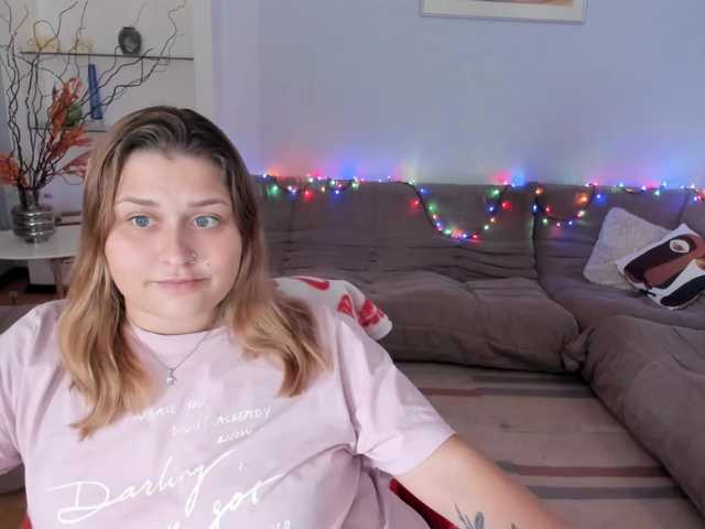 WhisperOfSiren live cam on BongaCams