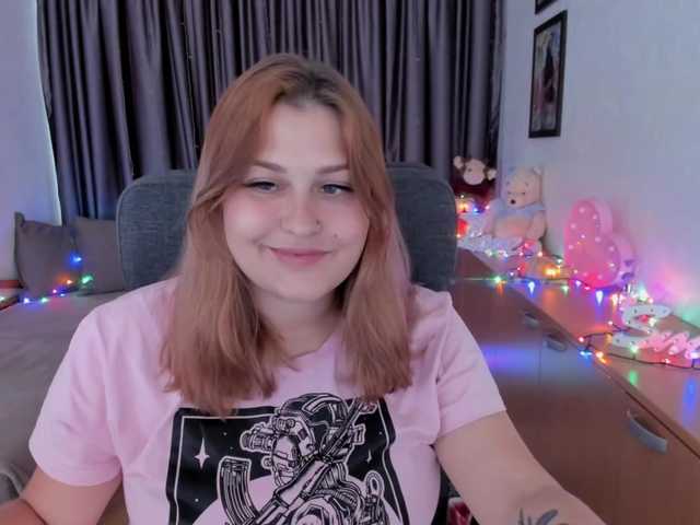 WhisperOfSiren live cam on BongaCams