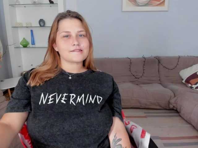 WhisperOfSiren live cam on BongaCams