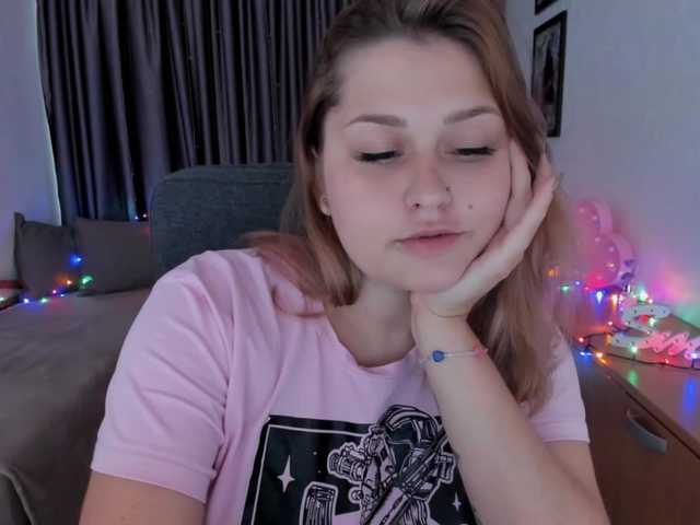 WhisperOfSiren live cam on BongaCams