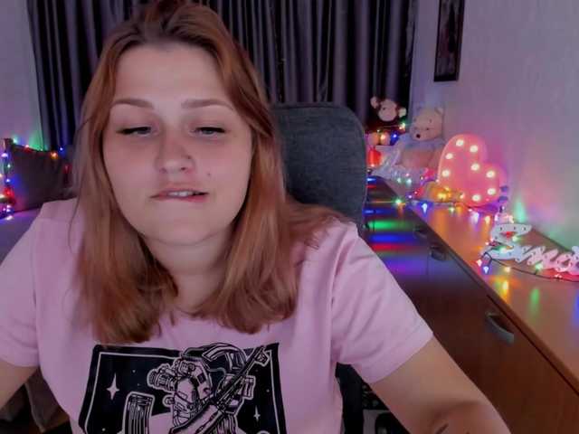 WhisperOfSiren live cam on BongaCams