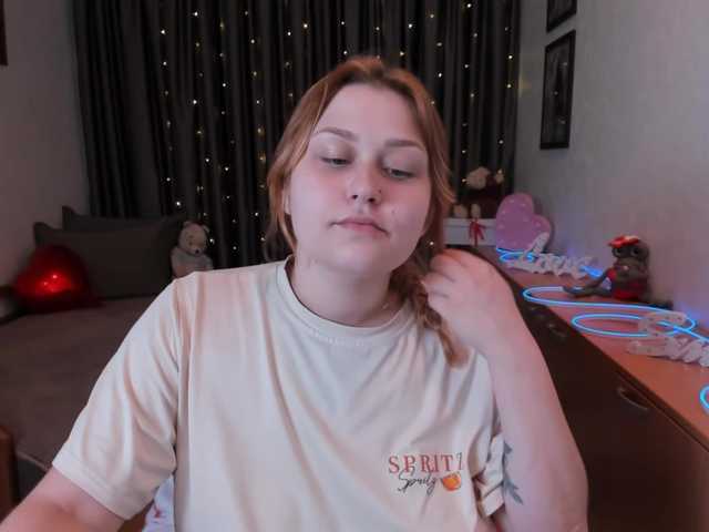 WhisperOfSiren live cam on BongaCams