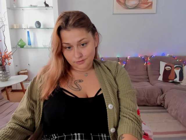 WhisperOfSiren live cam on BongaCams