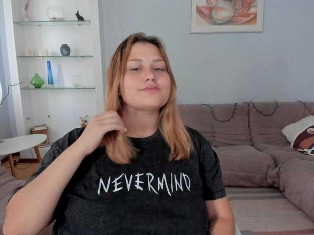 WhisperOfSiren live cam on BongaCams