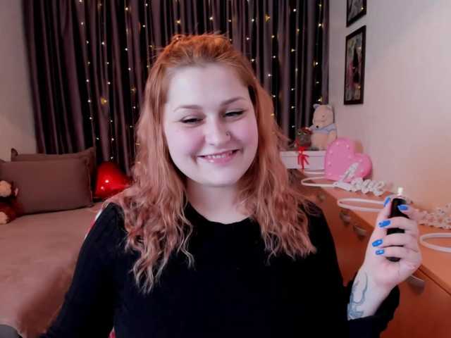 WhisperOfSiren's BongaCams show and profile