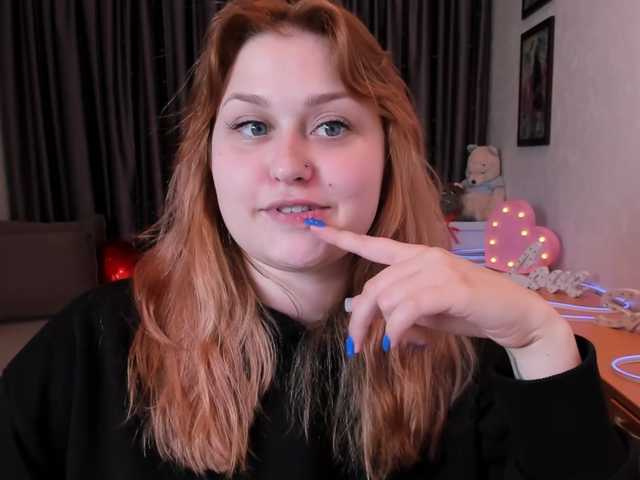 WhisperOfSiren's BongaCams show and profile