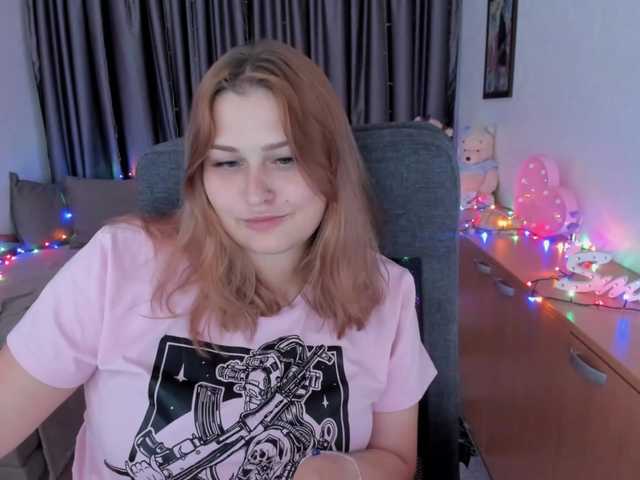 WhisperOfSiren live cam on BongaCams