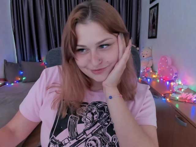 WhisperOfSiren live cam on BongaCams