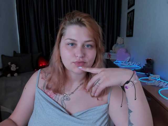 WhisperOfSiren live cam on BongaCams