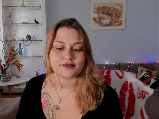 WhisperOfSiren live cam on BongaCams
